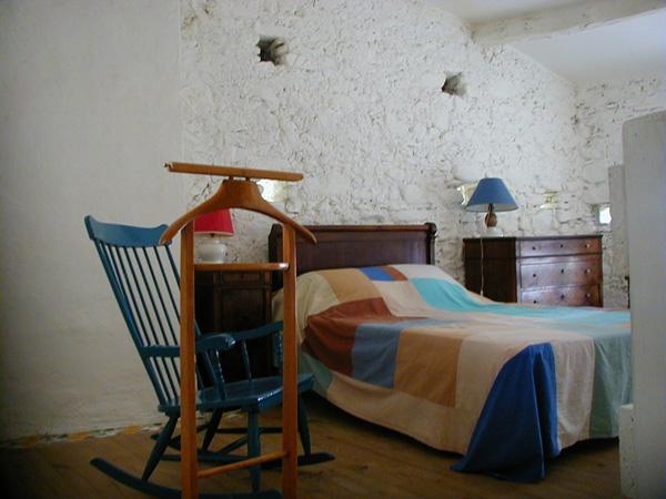 Location de chambres d'hotes et gîte originaux dans un ancien moulin à eau au pied de la montagne noire pour partager un endroit priviligié et la convivialité du pays